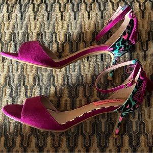 Betsey Johnson Magenta Cheetah size 7.5